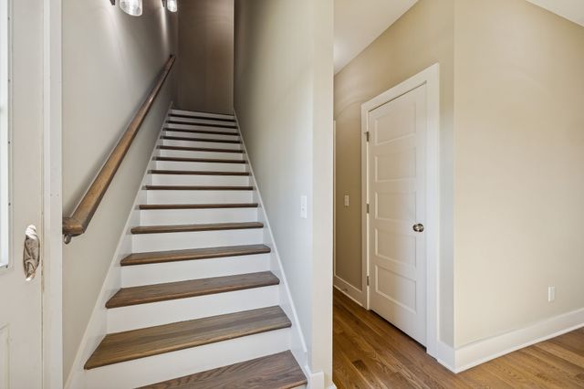 2690 Miami Ave, Nashville, TN 37214