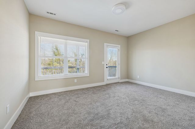 2690 Miami Ave, Nashville, TN 37214