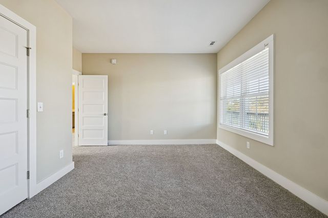 2690 Miami Ave, Nashville, TN 37214