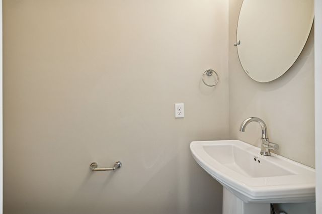 2690 Miami Ave, Nashville, TN 37214