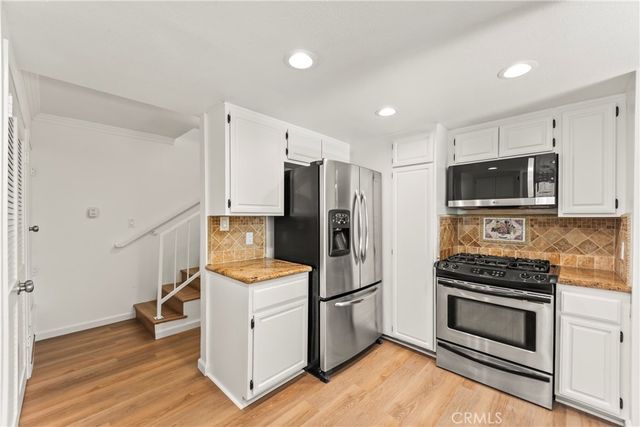 1214 S Alma 1, San Pedro, CA 90731