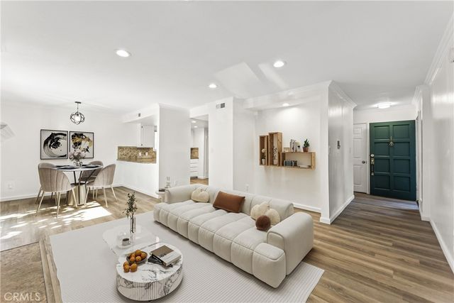 1214 S Alma 1, San Pedro, CA 90731