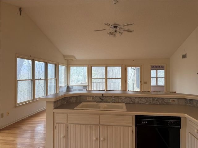 496 Mulligan Way, Jasper, GA 30143