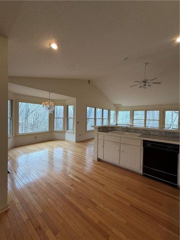 496 Mulligan Way, Jasper, GA 30143