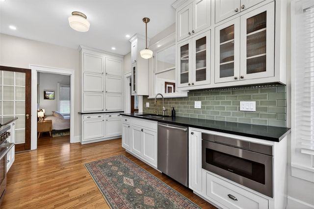 2845 7TH AVENUE N, St Petersburg, FL 33713