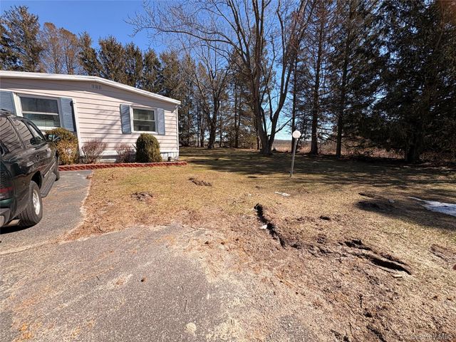 703 Fresh Pond Avenue 228, Calverton, NY 11933