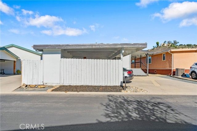 23777 Mulholland Highway 62, Calabasas, CA 91302