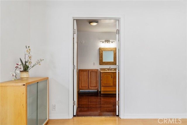 23777 Mulholland Highway 62, Calabasas, CA 91302