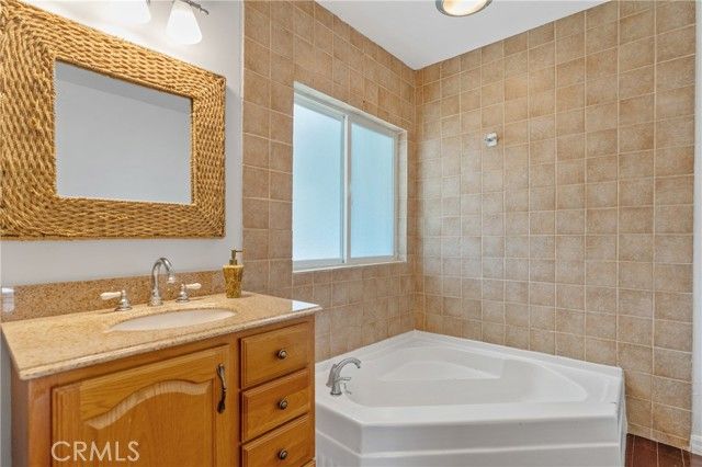 23777 Mulholland Highway 62, Calabasas, CA 91302