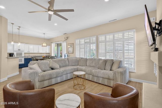 6762 W SHANNON Street, Chandler, AZ 85226