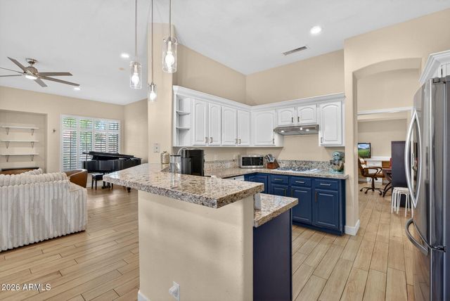 6762 W SHANNON Street, Chandler, AZ 85226