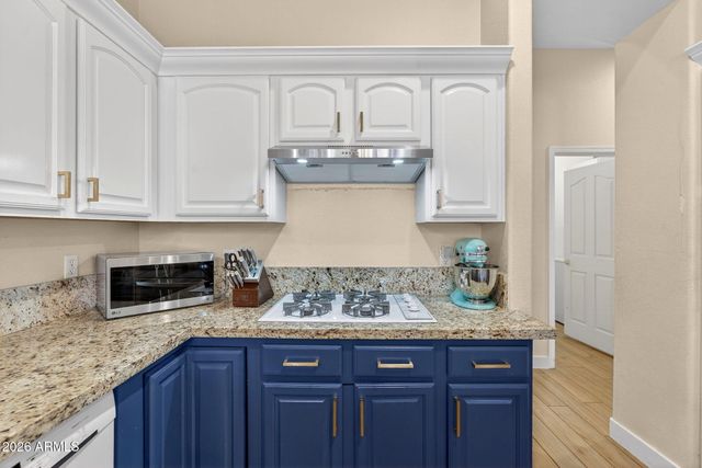 6762 W SHANNON Street, Chandler, AZ 85226