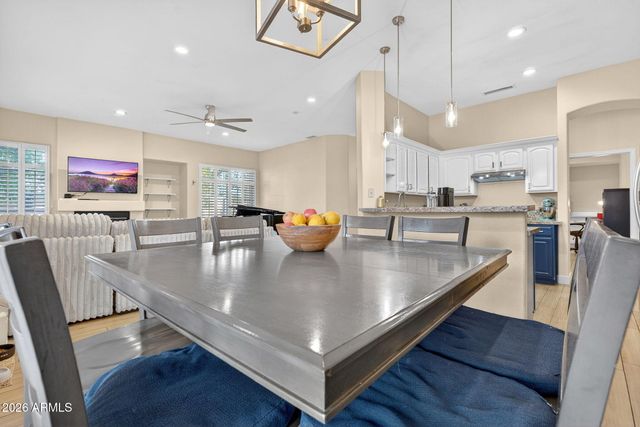 6762 W SHANNON Street, Chandler, AZ 85226