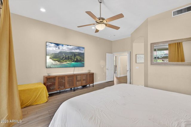 6762 W SHANNON Street, Chandler, AZ 85226