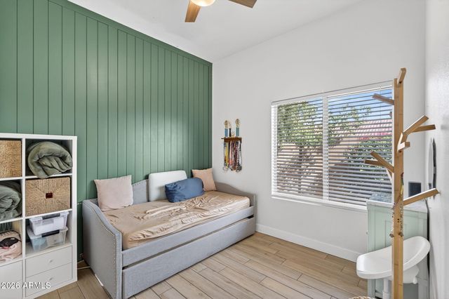 6762 W SHANNON Street, Chandler, AZ 85226