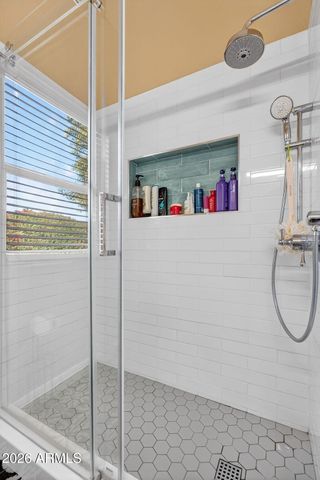 6762 W SHANNON Street, Chandler, AZ 85226