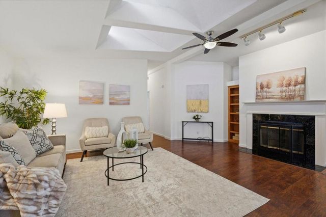 1085 Tasman Drive, Sunnyvale, CA 94089