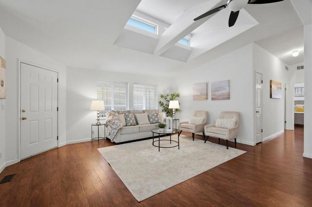 1085 Tasman Drive, Sunnyvale, CA 94089