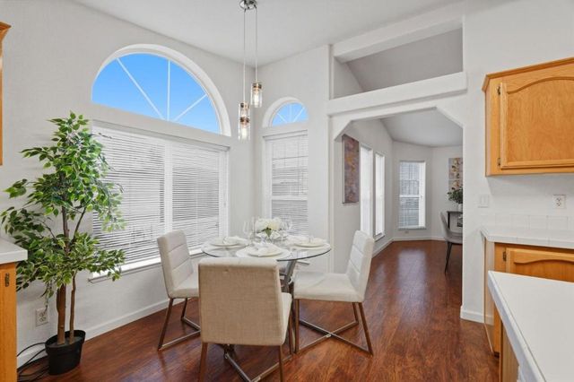 1085 Tasman Drive, Sunnyvale, CA 94089