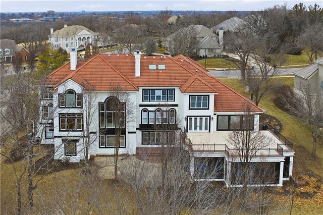 3109 W 118th Street, Leawood, KS 66211
