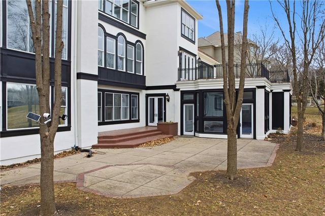 3109 W 118th Street, Leawood, KS 66211