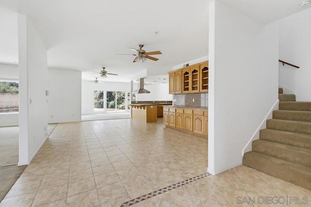 171 Dawn View, El Cajon, CA 92021