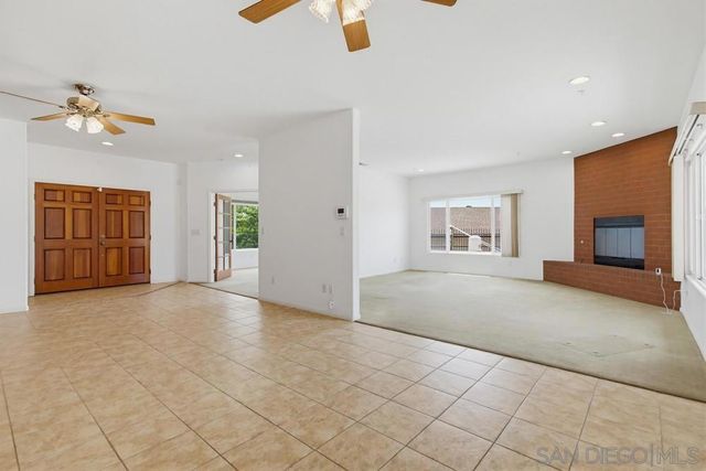 171 Dawn View, El Cajon, CA 92021