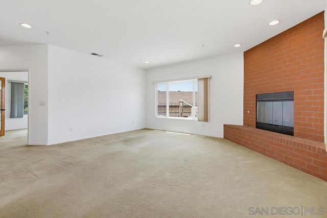 171 Dawn View, El Cajon, CA 92021