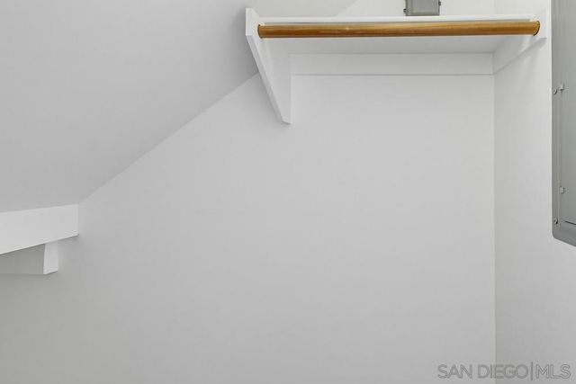171 Dawn View, El Cajon, CA 92021