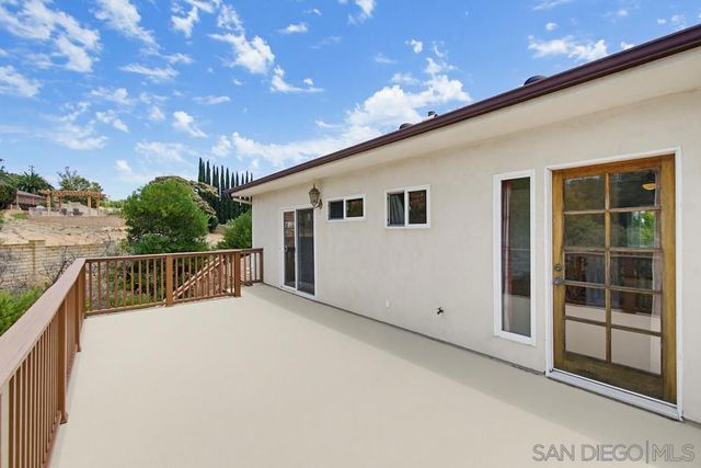 171 Dawn View, El Cajon, CA 92021