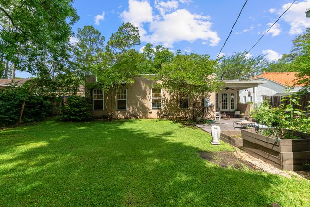 106 S 22nd Ave., Hattiesburg, MS 39401