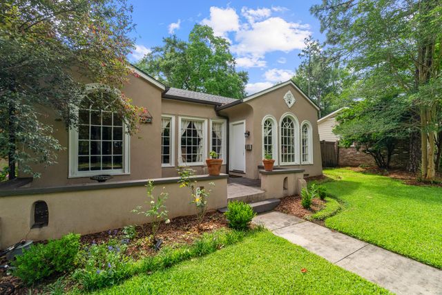 106 S 22nd Ave., Hattiesburg, MS 39401