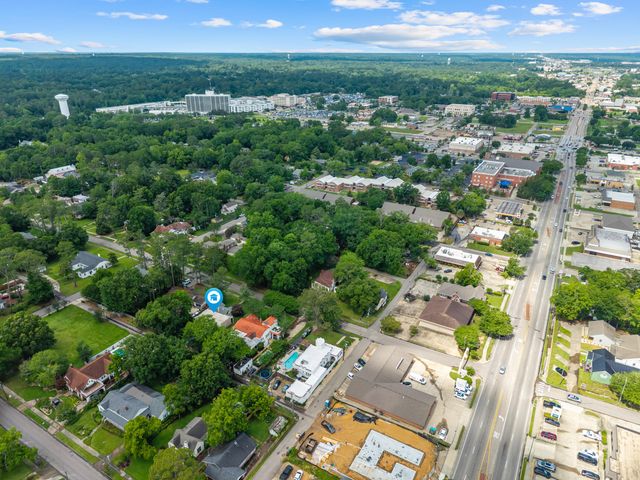 106 S 22nd Ave., Hattiesburg, MS 39401
