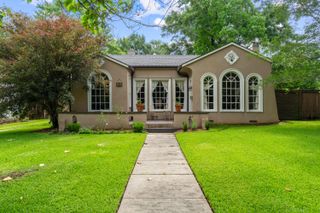 106 S 22nd Ave., Hattiesburg, MS 39401