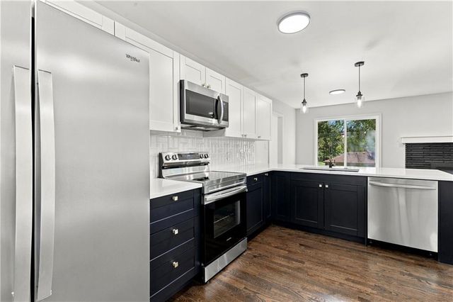 9509 E 79th Street, Raytown, MO 64138