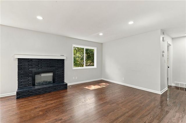 9509 E 79th Street, Raytown, MO 64138