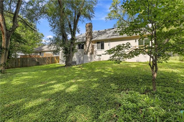 9509 E 79th Street, Raytown, MO 64138
