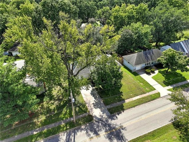 9509 E 79th Street, Raytown, MO 64138