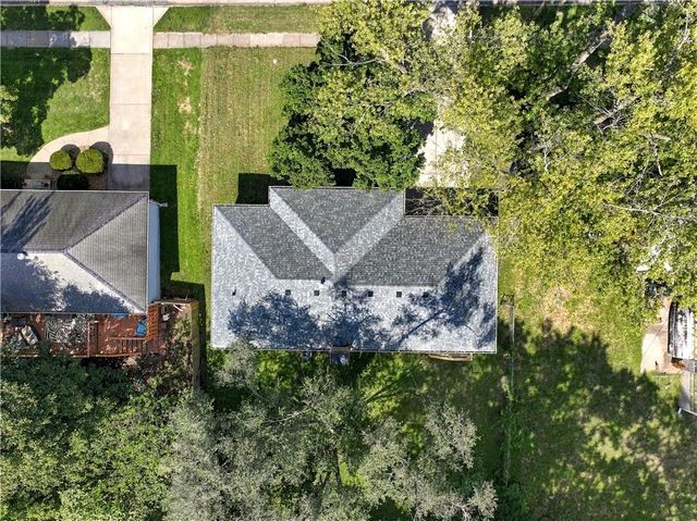9509 E 79th Street, Raytown, MO 64138