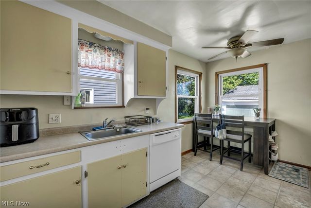 28815 Alton Road, Wickliffe, OH 44092