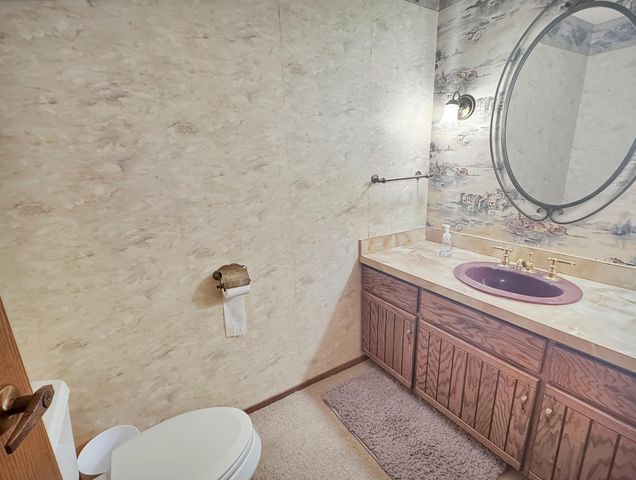 74 Deer Path Road, Tracy, MN 56175