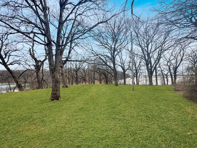 74 Deer Path Road, Tracy, MN 56175