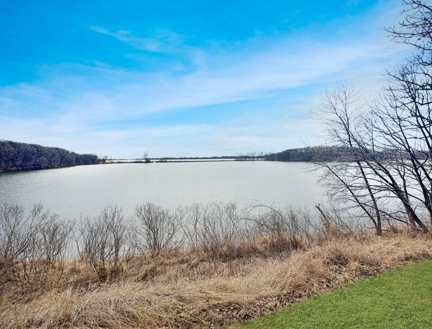 74 Deer Path Road, Tracy, MN 56175