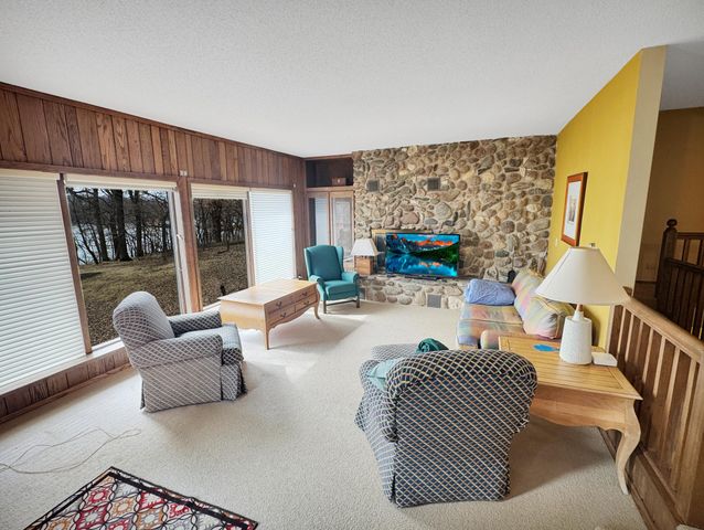 74 Deer Path Road, Tracy, MN 56175