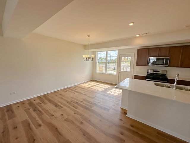 1011 Celebration Drive, Aurora, IL 60504