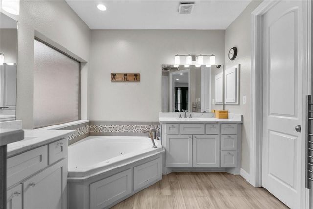 4521 Bonita Way, League City, TX 77573