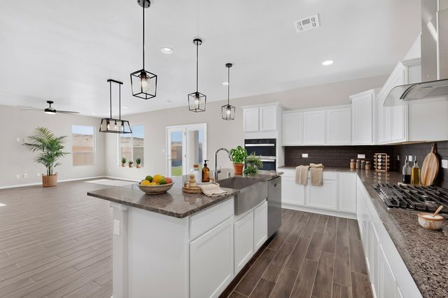 2485 Dover Drive, Rio Rancho, NM 87144