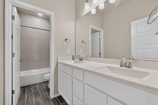 2485 Dover Drive, Rio Rancho, NM 87144