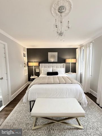 216 N PITT ST, Alexandria, VA 22314