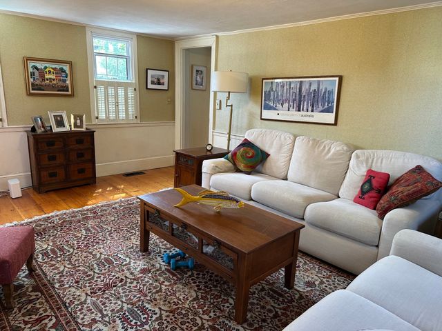 38 Market, Newburyport, MA 01950